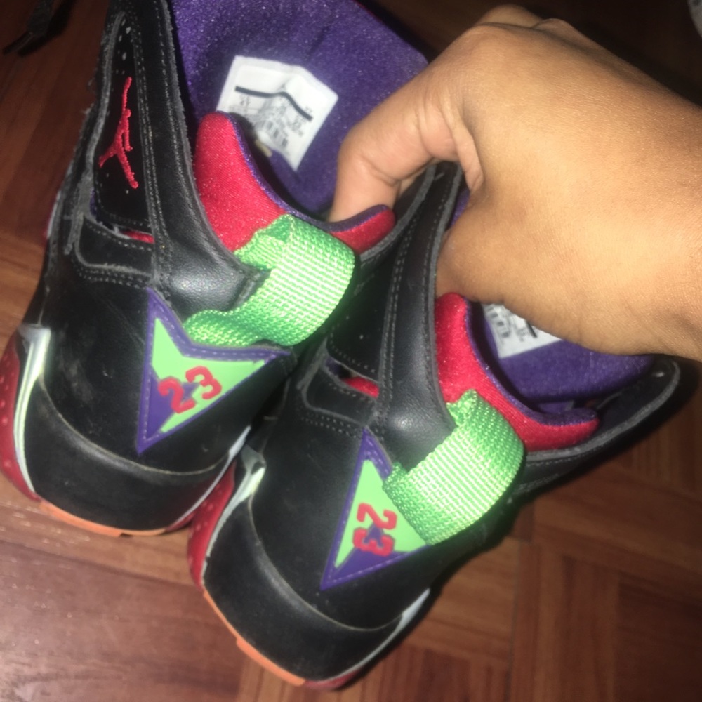 SOLD retro 7 jordans (size 4)